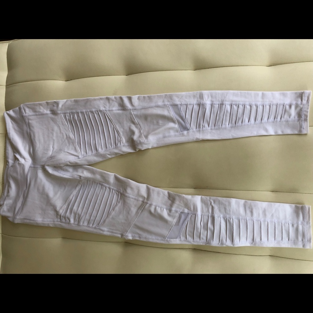 White workout leggings